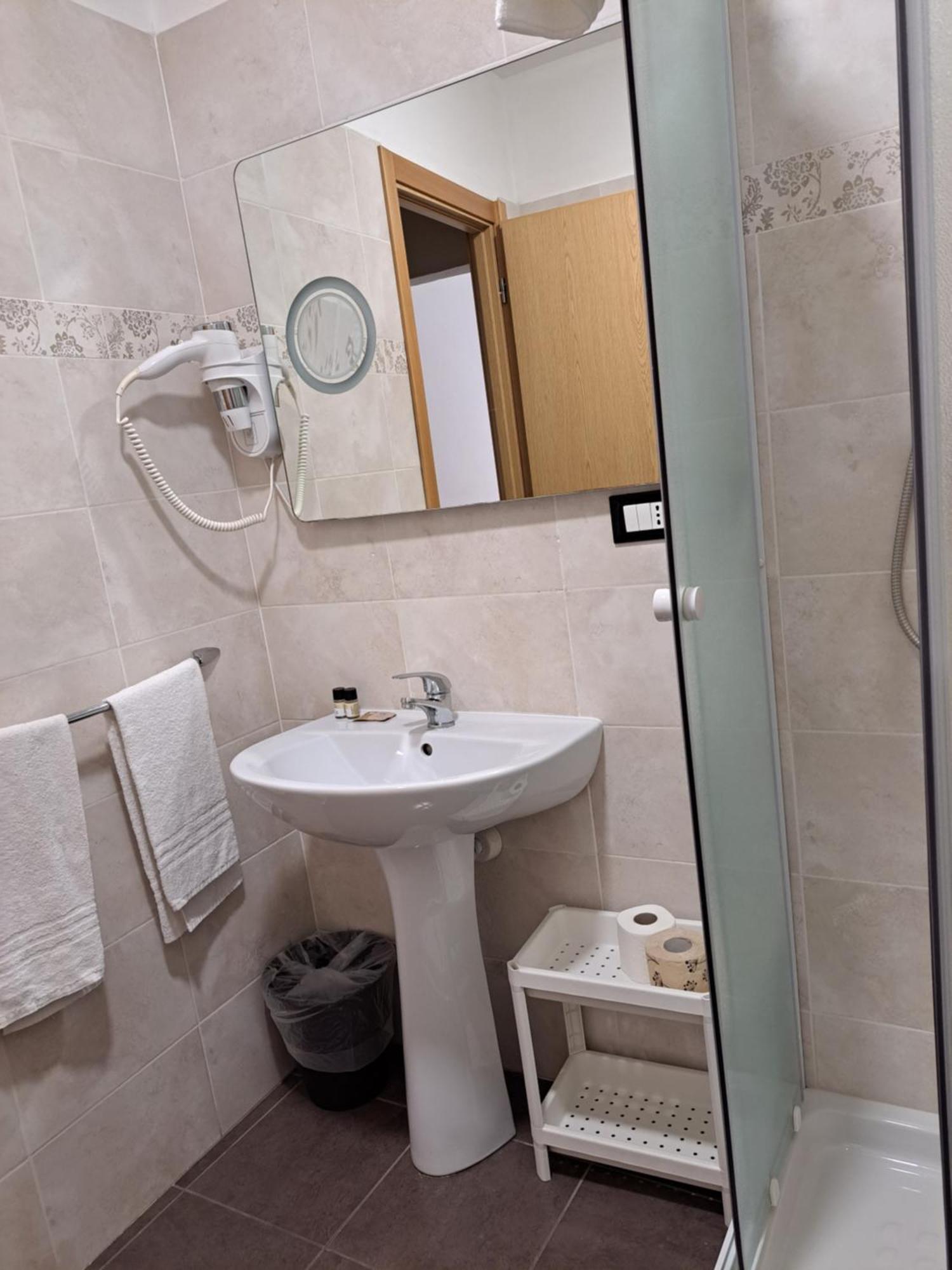B&B Leonum Florence Exterior photo